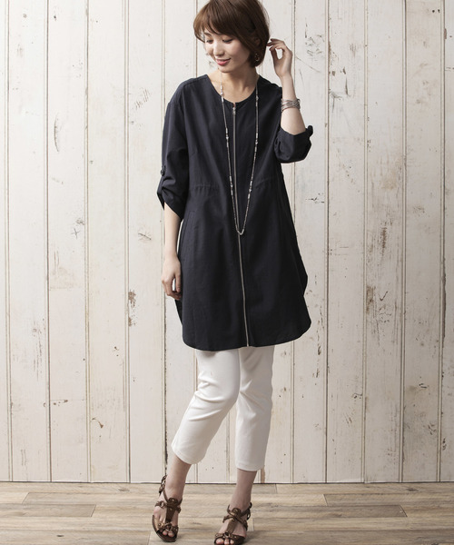 BELLUNA（ベルーナ）の「綿レーヨン麻素材ジッパー使いジャケット（ノーカラージャケット・レディース・カーキ/グレー/ネイビー/オレンジ・MEDIUM/LARGE/X-LARGE/XX-LARGE/XXX-LARGE/XXXX-LARGE）」の13枚目の写真