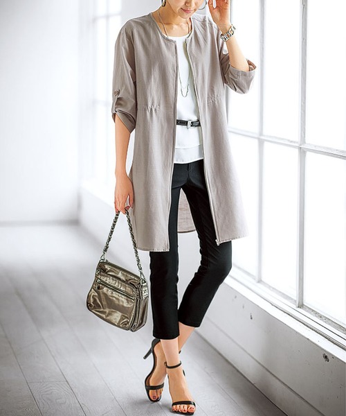 BELLUNA（ベルーナ）の「綿レーヨン麻素材ジッパー使いジャケット（ノーカラージャケット・レディース・カーキ/グレー/ネイビー/オレンジ・MEDIUM/LARGE/X-LARGE/XX-LARGE/XXX-LARGE/XXXX-LARGE）」の12枚目の写真