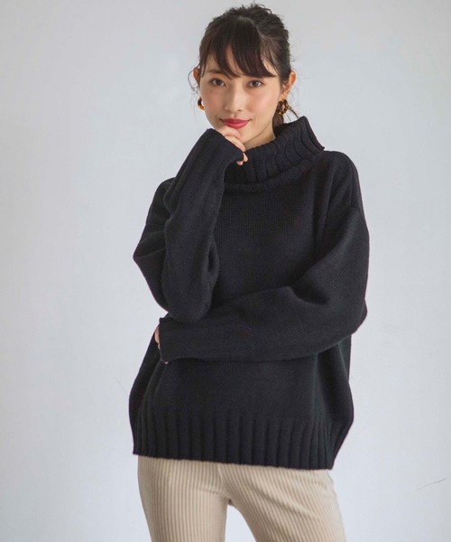 GeeRA(ジーラ)の「タートルニットプルオーバー(ニット/セーター・レディース・ブラック/ベージュ/ピンク系その他・MEDIUM/LARGE/X-LARGE)」の1枚目の写真