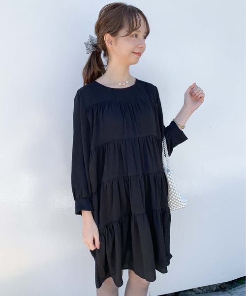 flower(フラワー)の「ホリデーワンピース(ワンピース・レディース・ブラック/ベージュ・FREE)」の2枚目の写真