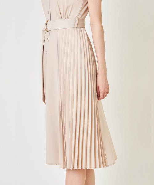 tocco closet(トッコ クローゼット)の「ベルト付きサイドプリーツシャツワンピース(ワンピース・レディース・ベージュ/グレイッシュブルー/パープル系その他/ミント・M)」の11枚目の写真