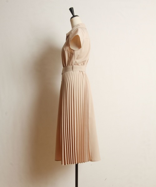 tocco closet(トッコ クローゼット)の「ベルト付きサイドプリーツシャツワンピース(ワンピース・レディース・ベージュ/グレイッシュブルー/パープル系その他/ミント・M)」の18枚目の写真