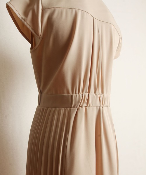 tocco closet(トッコ クローゼット)の「ベルト付きサイドプリーツシャツワンピース(ワンピース・レディース・ベージュ/グレイッシュブルー/パープル系その他/ミント・M)」の19枚目の写真