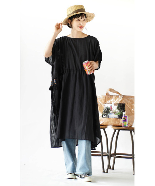 e-zakkamania stores（イーザッカマニアストアーズ）の「シャリン スリットロングワンピース（ワンピース・レディース・キャメル/パープル/ブラック/テラコッタ/ブルーグリーン・フリー）」の15枚目の写真