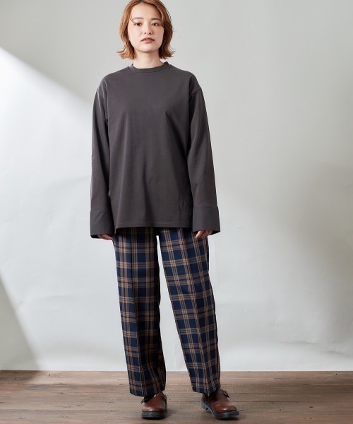 cepo(セポ)の「ソデカフスロンTee(Tシャツ/カットソー・レディース・チャコールグレー/グレー/ブラウン・M)」の4枚目の写真