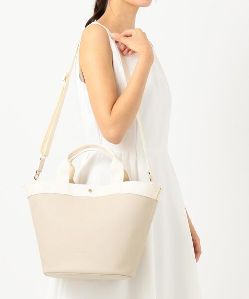 TOCCA BATEAU PVC CANVAS トートバッグ TOCCA（トッカ）の「BATEAU PVC CANVAS トートバッグ（トートバッグ