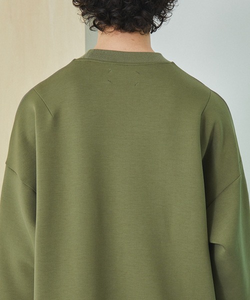 UNITED TOKYO(ユナイテッドトウキョウ)の「ダンボール切替オーバースウェット(スウェット・メンズ・グレー/カーキ/ブラック・FREE)」の11枚目の写真