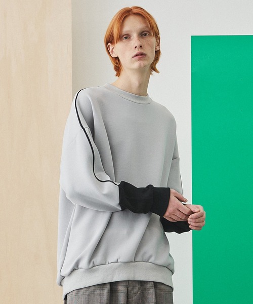 UNITED TOKYO(ユナイテッドトウキョウ)の「ダンボール切替オーバースウェット(スウェット・メンズ・グレー/カーキ/ブラック・FREE)」の4枚目の写真