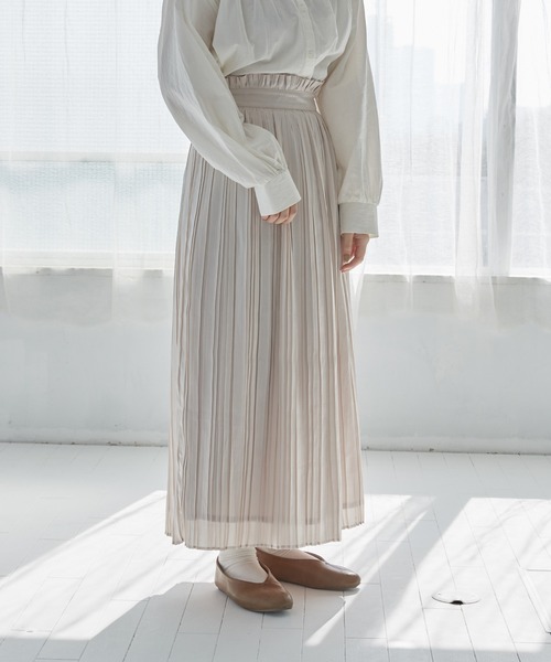 onetome(ワントゥーミー)の「ロング丈プリーツスカート(スカート・レディース・アイボリー/ブラウン・S/M)」の14枚目の写真