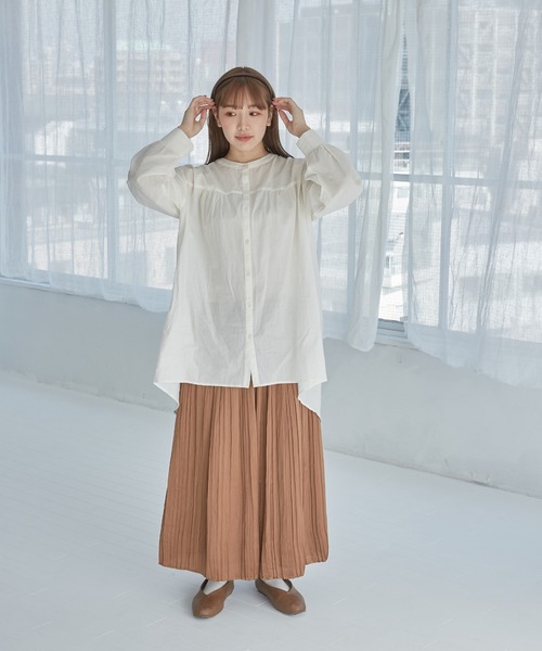 onetome(ワントゥーミー)の「ロング丈プリーツスカート(スカート・レディース・アイボリー/ブラウン・S/M)」の4枚目の写真