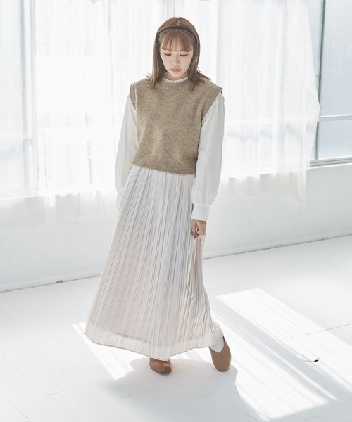onetome(ワントゥーミー)の「ロング丈プリーツスカート(スカート・レディース・アイボリー/ブラウン・S/M)」の8枚目の写真