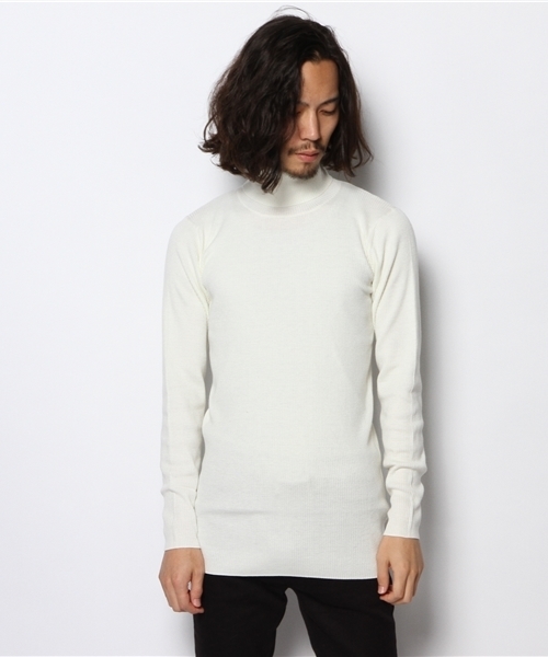 Lui's（ルイス）の「Lui's スリムタートルネックニット（ニット/セーター・メンズ・ホワイト/ブラック/モカ/ワインレッド・MEDIUM/SMALL）」の5枚目の写真