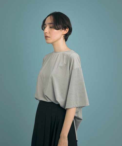 Uiscel(ユイセル)の「Uiscel ドライビッグTシャツチュニック(Tシャツ/カットソー・レディース・チャコールグレー/グレー・ONE)」の11枚目の写真