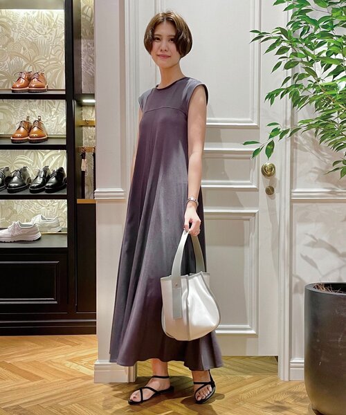 the dilettante(ザ・ディレッタント)の「◆【STORY・Oggi6月号掲載】【DRESSTERIOR別注】【2WAY】the dilettante(ザ・ディレッタント)ONE HANDLE SHOULDER BAG(ハンドバッグ・レディース・ホワイト・00)」の6枚目の写真