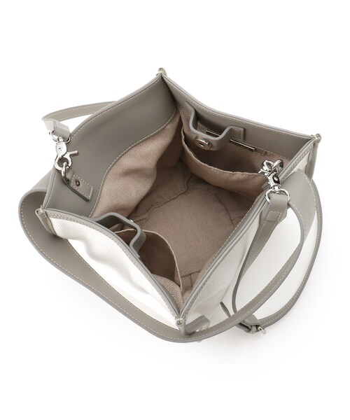 the dilettante(ザ・ディレッタント)の「◆【STORY・Oggi6月号掲載】【DRESSTERIOR別注】【2WAY】the dilettante(ザ・ディレッタント)ONE HANDLE SHOULDER BAG(ハンドバッグ・レディース・ホワイト・00)」の4枚目の写真