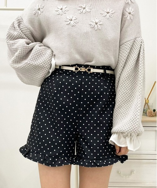 apres jour（アプレジュール）の「アソートフリルショーパン【ZOZOTOWN限定アイテム】（その他パンツ・レディース・ダークブラウン/ブラック系その他/ブラック/アイボリー/オフホワイト/ブルー系その他/ベージュ/ブラウン系その他・X-LARGE/フリー）」の4枚目の写真