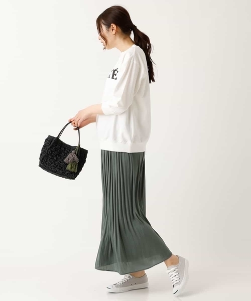 a.v.v（アーヴェヴェ）の「【洗える】ロゴスウェット（スウェット・レディース・ライトグリーン/ダークグレー/ホワイト・40/36/34/42/38）」の11枚目の写真