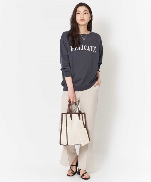 a.v.v（アーヴェヴェ）の「【洗える】ロゴスウェット（スウェット・レディース・ライトグリーン/ダークグレー/ホワイト・40/36/34/42/38）」の16枚目の写真