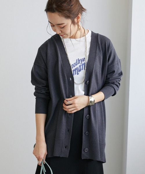 LE FOYER（ルフォワイエ）の「Vネックカーディガン（ニット/セーター・レディース・パープル/ダークブルー/オフホワイト/ブラック・38）」の10枚目の写真