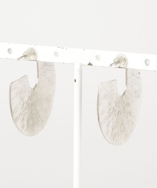 Uncut Bound（アンカットバウンド）の「【BEAUTY BYME/Art Piece】ISTANBUL Pierce（ピアス（両耳用）・レディース・シルバー・FREE）」の2枚目の写真