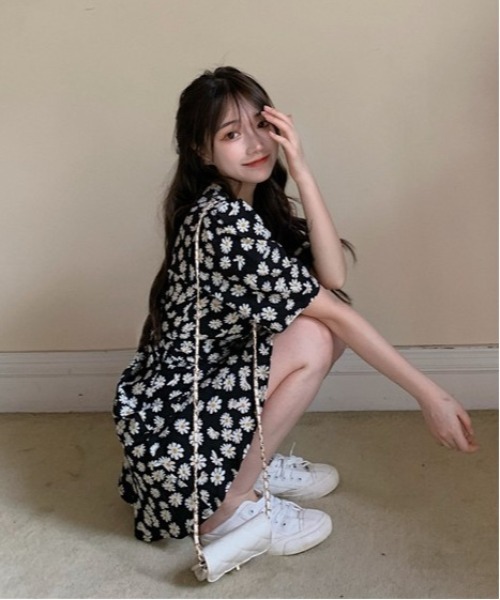 SONA（ソナ）の「SONYUNARA デイジーフラワーミニワンピース（ワンピース・レディース・ブラック・FREE）」の7枚目の写真