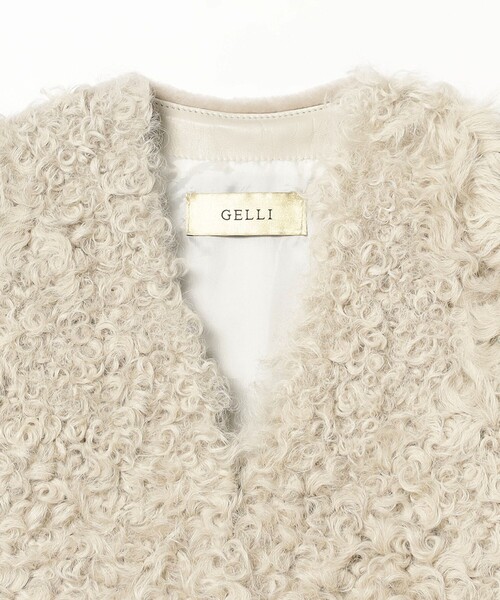 EFFE BEAMS(エッフェビームス)の「GELLI / ショート ムートンジレ(ベスト・レディース・ブラック/ベージュ・ONE SIZE)」の10枚目の写真