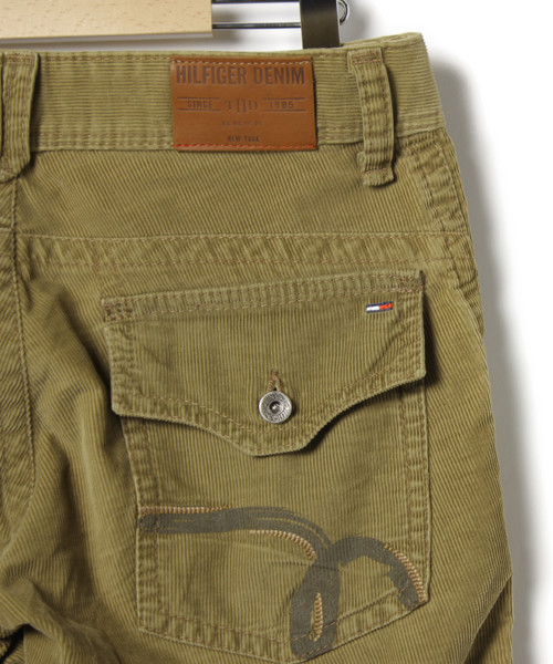 TOMMY HILFIGER（トミーヒルフィガー）の「カジュアルパンツ（その他パンツ・メンズ・ベージュ・32）」の4枚目の写真