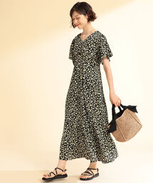 Ray BEAMS | Ray BEAMS / フラワープリント Vネック ワンピース(ワンピース)