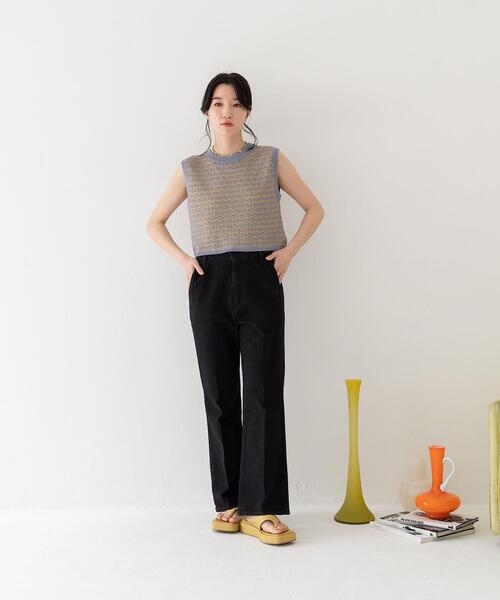 CITEN(シテン)の「<CITEN(シテン)>デニムハイライズフレアスラックス デニムパンツ(デニムパンツ・レディース・ブラック/コバルトブルー・S/M)」の2枚目の写真