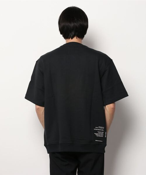 G-STAR（ジースター）の「EMBRO TEXT SWEATER/半袖スウェット/オーバーサイズ（スウェット・メンズ・ダークブラック・MEDIUM/LARGE/X-LARGE/SMALL/XX-LARGE）」の8枚目の写真