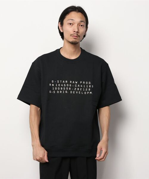G-STAR（ジースター）の「EMBRO TEXT SWEATER/半袖スウェット/オーバーサイズ（スウェット・メンズ・ダークブラック・MEDIUM/LARGE/X-LARGE/SMALL/XX-LARGE）」の9枚目の写真