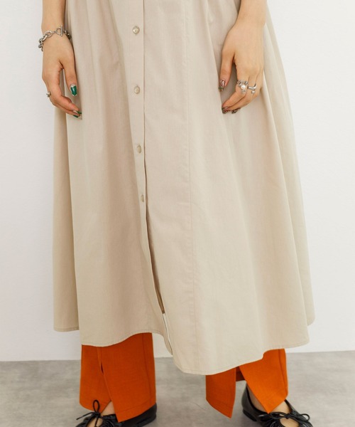 w closet（ダブルクローゼット）の「バンドカラーウエストタックワンピース（シャツワンピース・レディース・オートミール/スミクロ/ダークグリーン・FREE）」の9枚目の写真