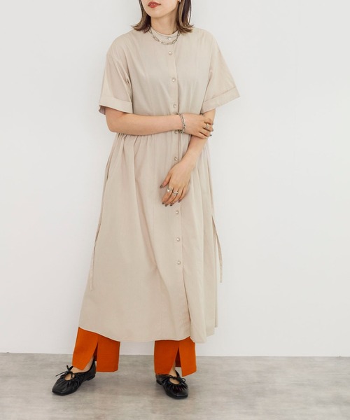 w closet（ダブルクローゼット）の「バンドカラーウエストタックワンピース（シャツワンピース・レディース・オートミール/スミクロ/ダークグリーン・FREE）」の11枚目の写真