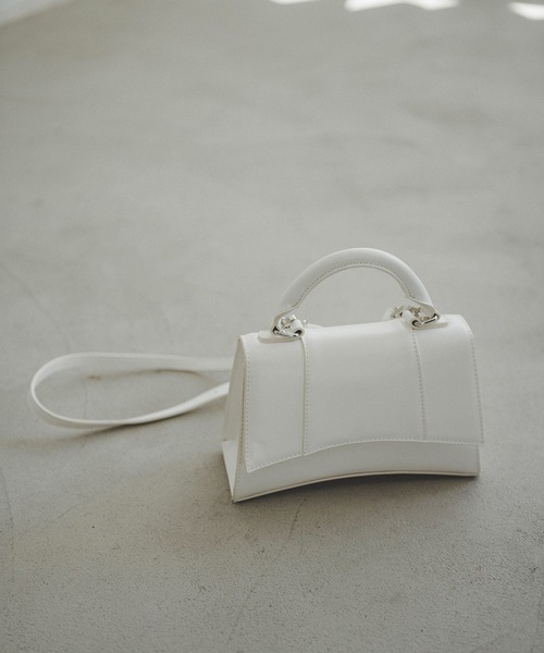 FREE'S MART（フリーズマート）の「◆カービィバッグ（ショルダーバッグ・レディース・ブラック系その他/ホワイト/グリーン・ﾌﾘ-）」の2枚目の写真