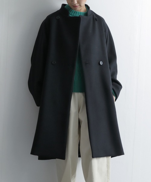 Liyoca（リヨカ）の「【Liyoca】ビーバーバンドカラーコート（チェスターコート・レディース・ブラック/アイボリー/マスタード・FREE）」の3枚目の写真