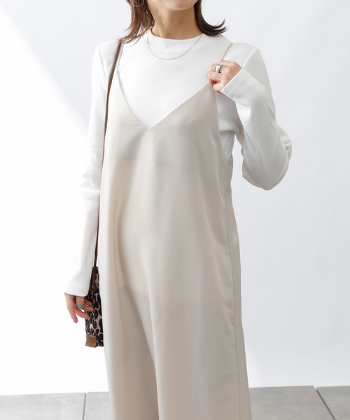 COLONY 2139(コロニートゥーワンスリーナイン)の「ギザコットンリブ長袖Tシャツ/ロンT(Tシャツ/カットソー・レディース・ブラック/オフホワイト/グリーン・SMALL/MEDIUM/LARGE)」の12枚目の写真