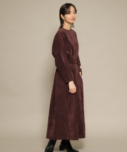 KBF（ケイビーエフ）の「【WEB/一部店舗限定】コーデュロイボリュームワンピース（ワンピース・レディース・オフホワイト/ネイビー/パープル・SMALL/MEDIUM）」の15枚目の写真