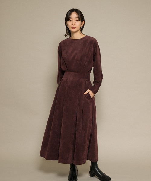 KBF（ケイビーエフ）の「【WEB/一部店舗限定】コーデュロイボリュームワンピース（ワンピース・レディース・オフホワイト/ネイビー/パープル・SMALL/MEDIUM）」の22枚目の写真