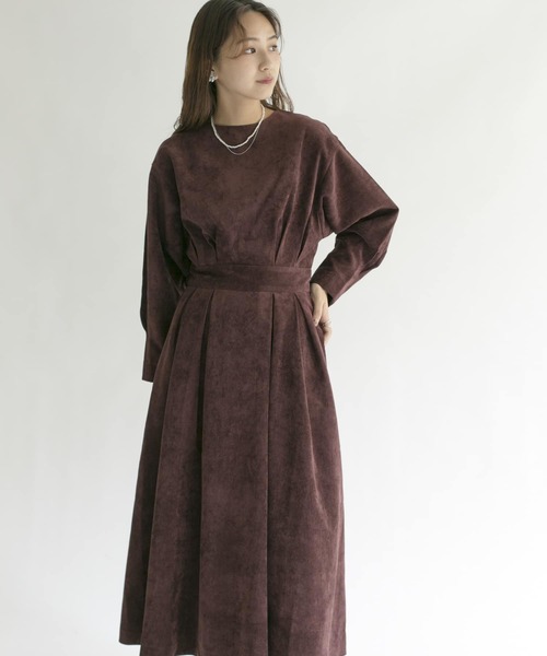 KBF（ケイビーエフ）の「【WEB/一部店舗限定】コーデュロイボリュームワンピース（ワンピース・レディース・オフホワイト/ネイビー/パープル・SMALL/MEDIUM）」の12枚目の写真