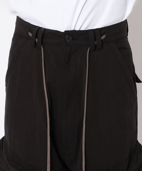 ROYAL FLASH(ロイヤルフラッシュ)の「【別注】A.F ARTEFACT/エーエフ・アーティファクト/カーゴワイドパンツ(その他パンツ・メンズ・ブラック・3/2)」の16枚目の写真