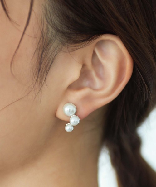 Edit Sheen（エディットシーン）の「カーブラインパールピアス（ピアス（両耳用）・レディース・ゴールド/シルバー・FREE）」の4枚目の写真