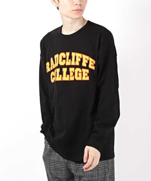 LUXSTYLE(ラグスタイル)の「カレッジワッペンロゴ長袖Tシャツ(Tシャツ/カットソー・メンズ・ホワイト/グリーン/オレンジ/ブルー/ブラック・L/M)」の2枚目の写真