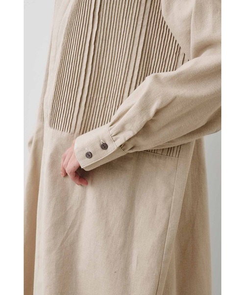 MEDE19F（メデジュウキュウ）の「ＭＥＤＥ１９Ｆ　綿麻起毛のクラシカルタックワンピース（シャツワンピース・レディース・ベージュ/パープル・MEDIUM/LARGE/NM/X-LARGE/XX-LARGE）」の7枚目の写真