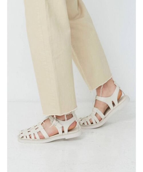 Ungrid（アングリッド）の「カットオフストレートデニム（デニムパンツ・レディース・ベージュ/アイボリー・24inch/25inch/26inch）」の20枚目の写真