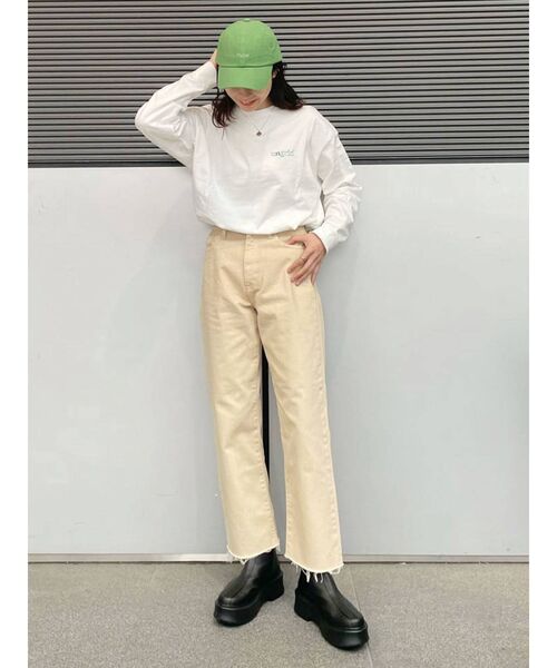 Ungrid（アングリッド）の「カットオフストレートデニム（デニムパンツ・レディース・ベージュ/アイボリー・24inch/25inch/26inch）」の21枚目の写真