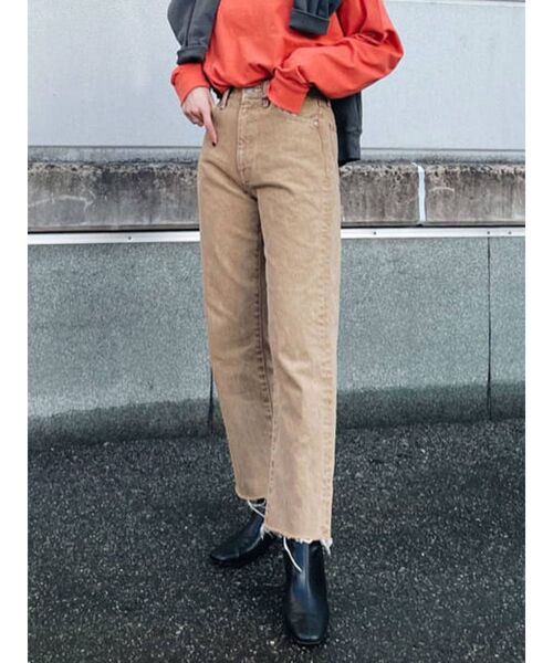 Ungrid（アングリッド）の「カットオフストレートデニム（デニムパンツ・レディース・ベージュ/アイボリー・24inch/25inch/26inch）」の4枚目の写真