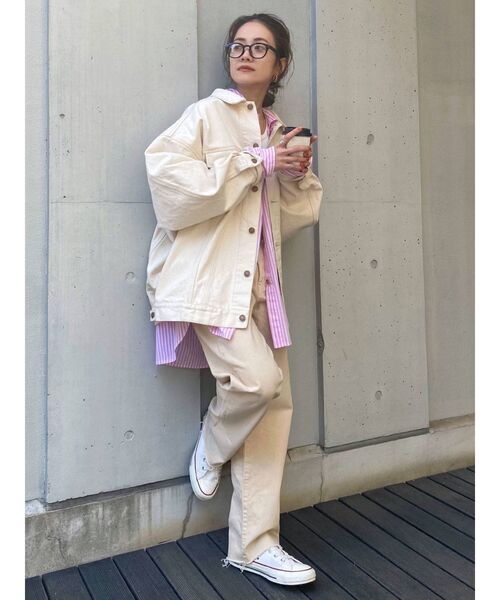 Ungrid（アングリッド）の「カットオフストレートデニム（デニムパンツ・レディース・ベージュ/アイボリー・24inch/25inch/26inch）」の7枚目の写真