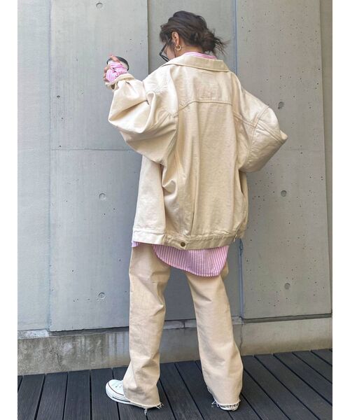 Ungrid（アングリッド）の「カットオフストレートデニム（デニムパンツ・レディース・ベージュ/アイボリー・24inch/25inch/26inch）」の8枚目の写真