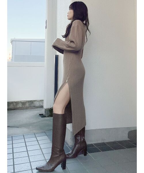 GYDA（ジェイダ）の「ZIPスリットLONG ニット ワンピース（ワンピース・レディース・ブラック/ベージュ・FREE）」の20枚目の写真