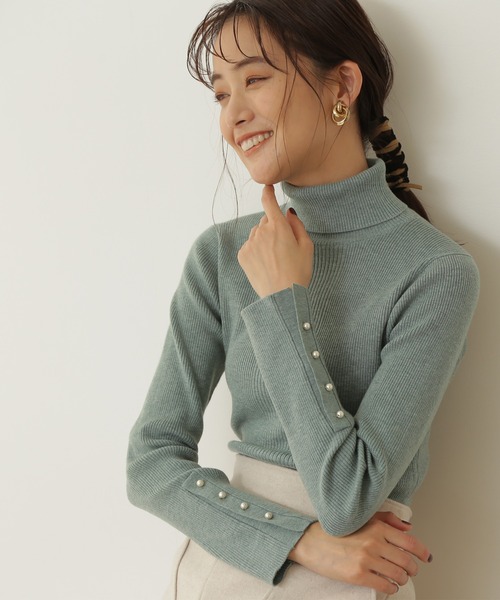 N.(N. Natural Beauty Basic)(エヌエヌナチュラルビューティーベーシック)の「◆パールボタンタートルネックニット(ニット/セーター・レディース・ミント/オフホワイト/ベージュ/ネイビー・MEDIUM)」の3枚目の写真